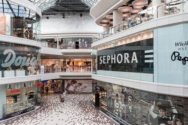 - Lezzetli ​Yemekler ve Eğlenceli⁢ Aktiviteler Mall Of Istanbul'da